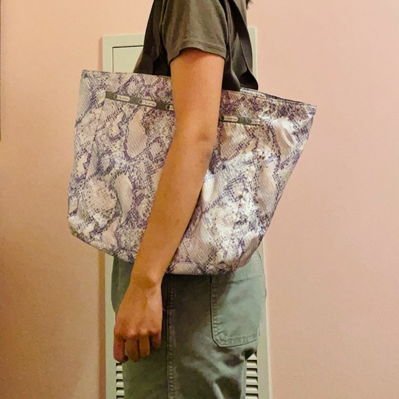 LeSportsac large tote bag - Picture 2 of 8